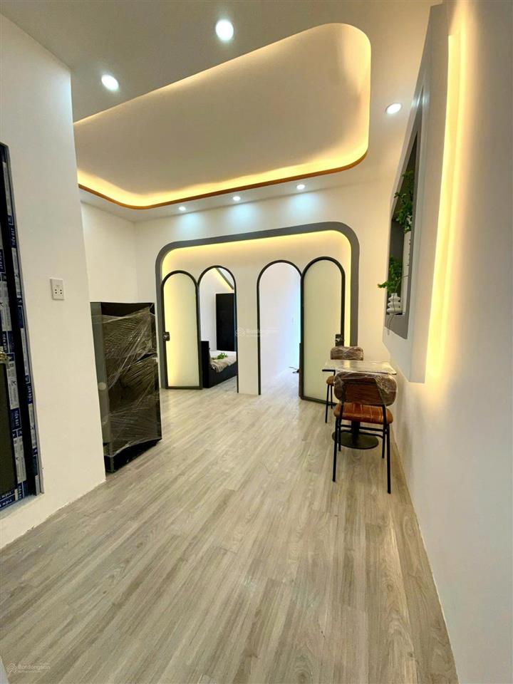Cho thuê 2pn gần vòng xoay lăng cha cả  công viên hoàng văn thụ  sân bay tân sơn nhất tân bình
