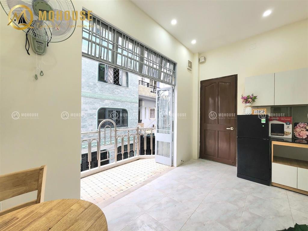 1pn ở gia đình gần vòng xoay lăng cha cả  sân bay tân sơn nhất tân bình  công viên hoàng văn thụ