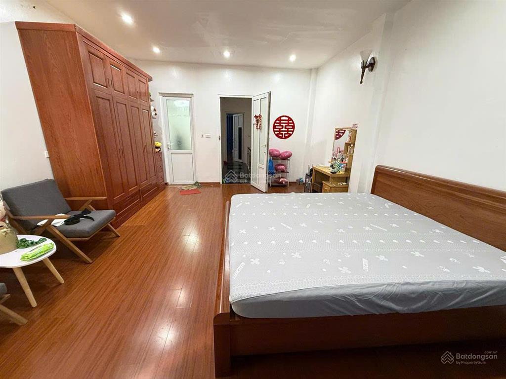 Nhà phố bạch maidiện tích 50m2 ngõ thông thoángvài bước ra phố nội thất đẹp chỉ còn 9.5 tỷ