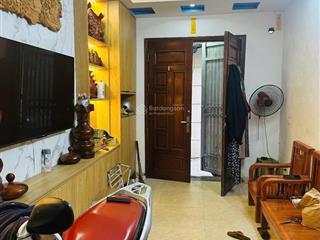 Cực hiếm! 6 tỷ 2 nhà bách khoa 28m2 5t 3n3wc!