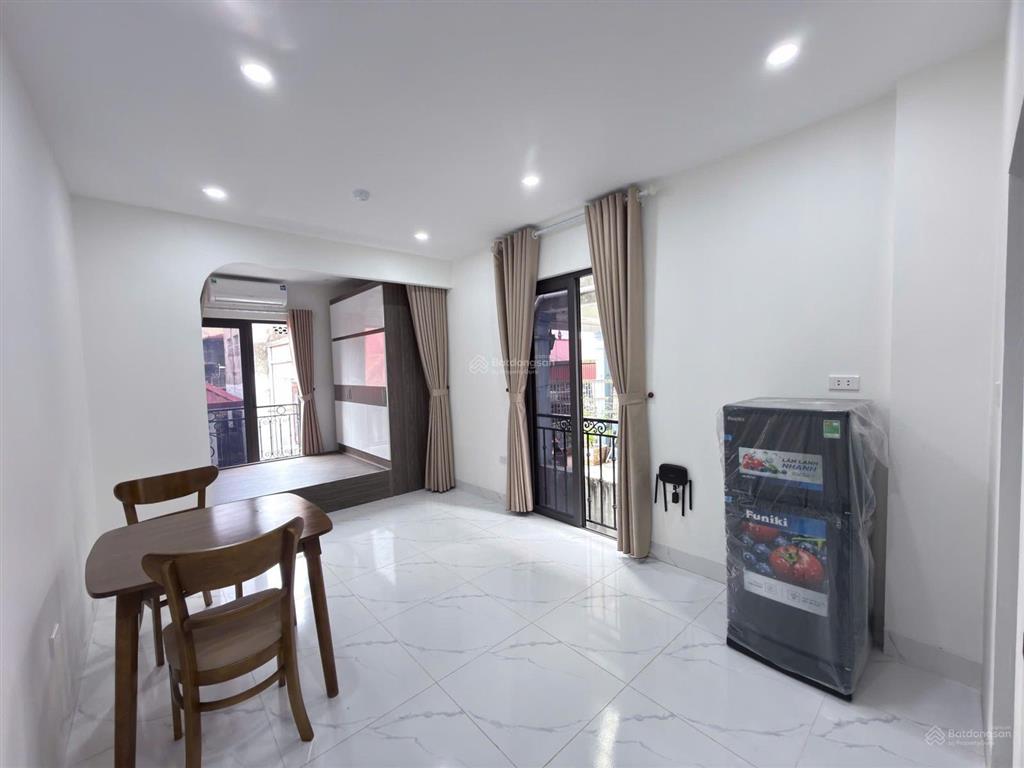 Cho thuê căn hộ mới tinh ở nguyễn chí thanh, đống đa, 1n1k, studio, giường tầng, full đồ, ở luôn