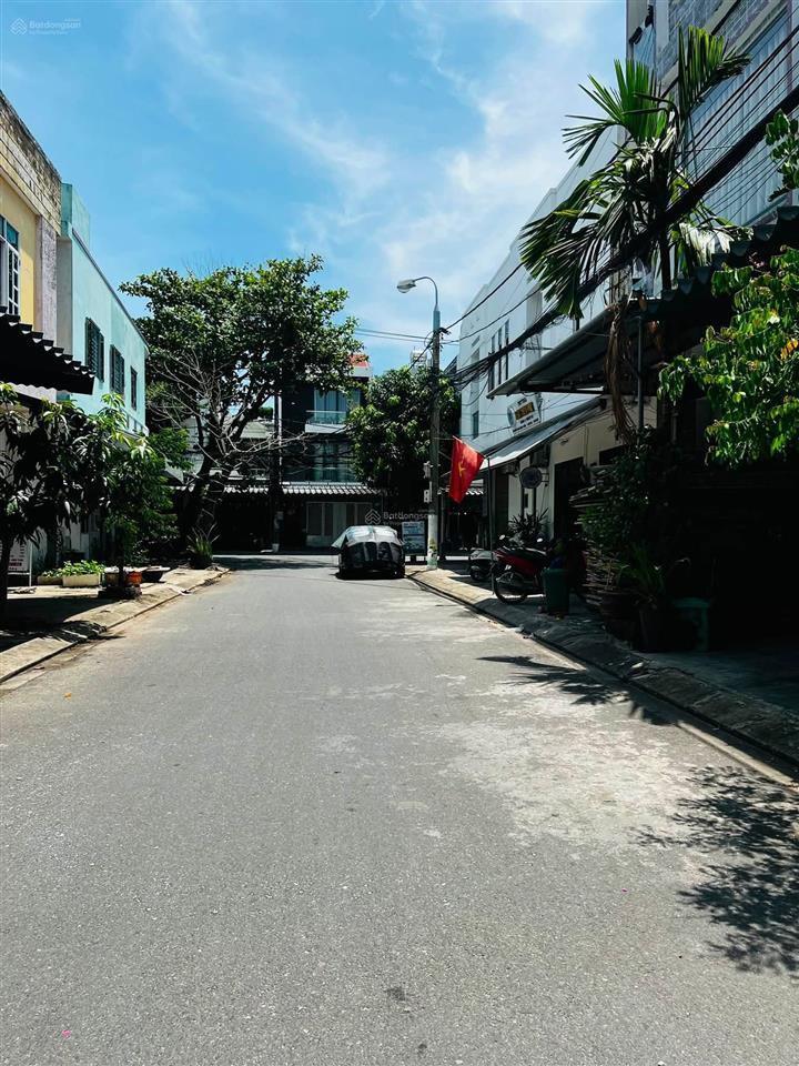 Nhà mặt tiền phú lộc 8  gần biển 400m