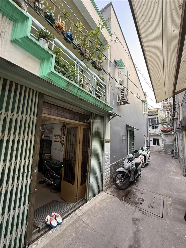 Nhà đẹp quang trung p11  ngay coopmart  giá chỉ 4 tỷ 350