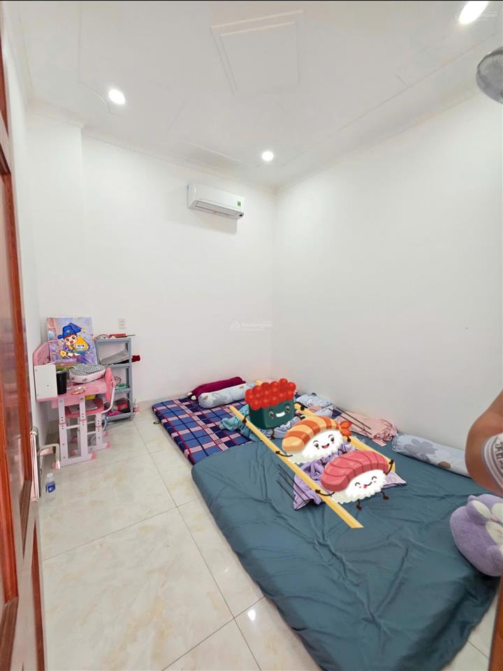 Bán nhà 1t2l 5x12m, đường d5 kdc phúc đạt p.tân đông hiệp gần vincom 550