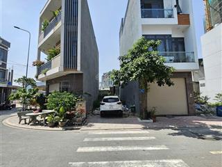 Bán đất 4.5x17m, đường d3 kdc lê phong 2 p. tân đông hiệp gần vincom 550