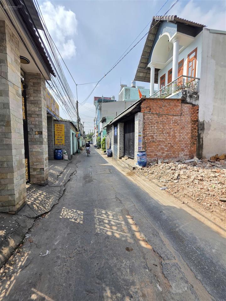 Bán đất 5x17m, hẻm đt.743b p. tân đông hiệp gần ngã 3 ông xã