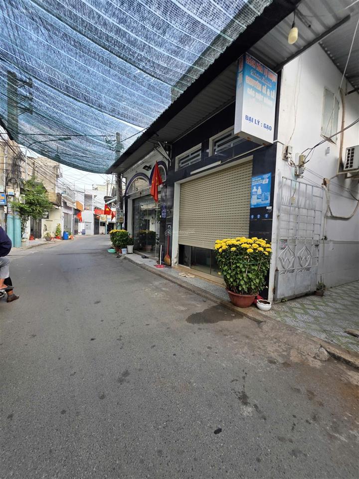 Bán nhà cấp 4 (5.47x21m), hẻm nguyễn thị minh khai p. tân đông hiệp, thu 7tr/th
