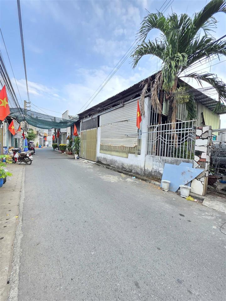 Bán nhà cấp 4 (5.47x21m), hẻm nguyễn thị minh khai p. tân đông hiệp, thu 7tr/th