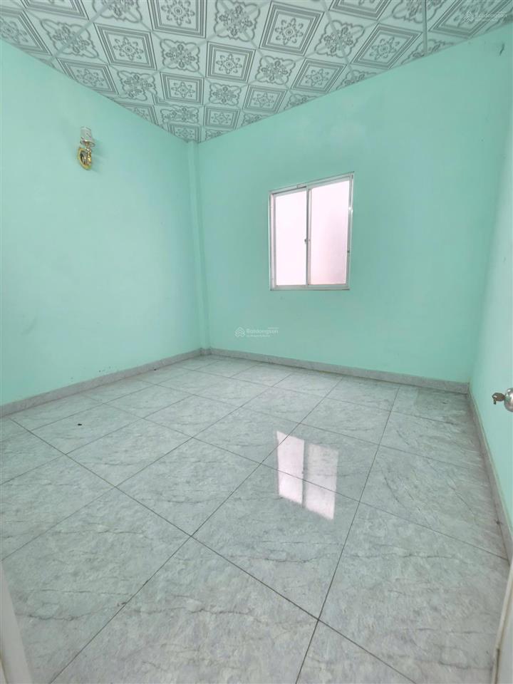 Bán nhà cấp 4 (4.8x21m), đường số 4 kdc tứ hải p. tân đông hiệp kế bicosi