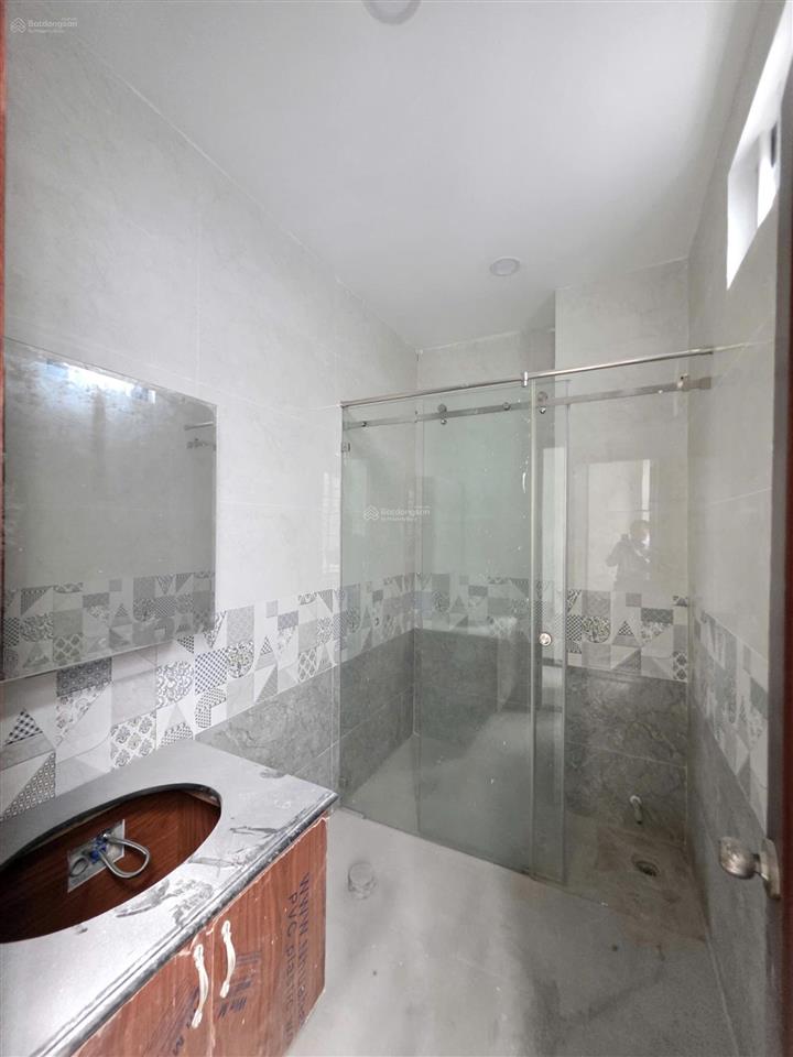 Bán nhà mới 1t2l 4x17m hoàn công, đường số 2 kdc hoàng hùng 5 p. tân đông hiệp