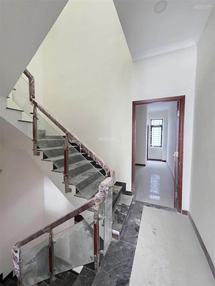 Bán nhà mới 1t2l 4x17m hoàn công, đường số 2 kdc hoàng hùng 5 p. tân đông hiệp