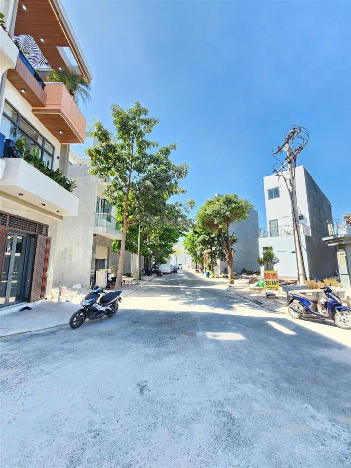 Bán nhà mới 1t2l 4x16m hoàn công, đường n1 kdc lê phong bình chuẩn 1 p. bình chuẩn, full nội thất