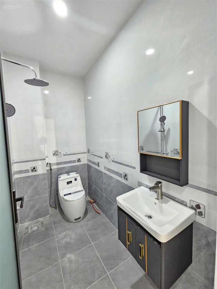 Bán nhà mới 1t2l 4x15m hoàn công, đường số 2 kdc trường an p. dĩ an gần chợ dĩ an 1