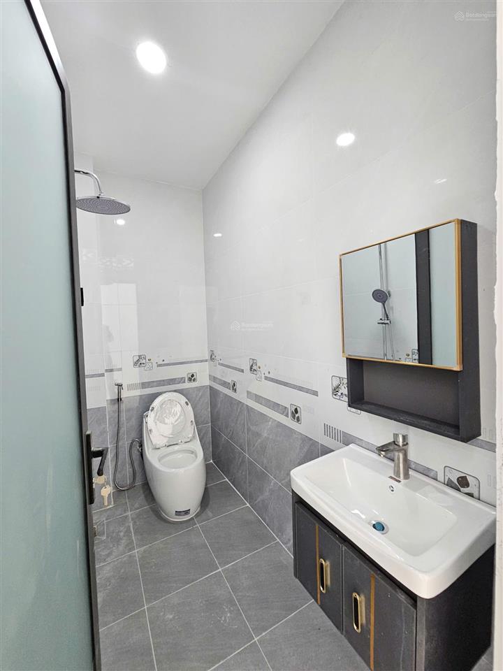 Bán nhà mới 1t2l 4x15m hoàn công, đường số 2 kdc trường an p. dĩ an gần chợ dĩ an 1