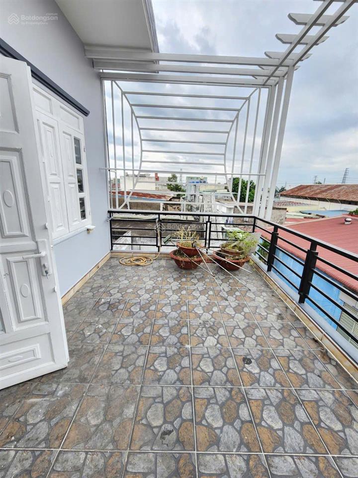 Bán nhà 1t2l+lửng 5.15x14m, hẻm (8m) lê thị trung p.bình chuẩn gần chợ bình thuận