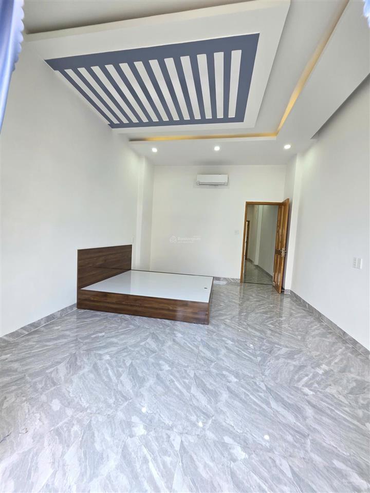 Bán nhà mới 1t 2l 4x17m, đường d1 kdc lê phong bình chuẩn 1 p. bình chuẩn, full nội thất
