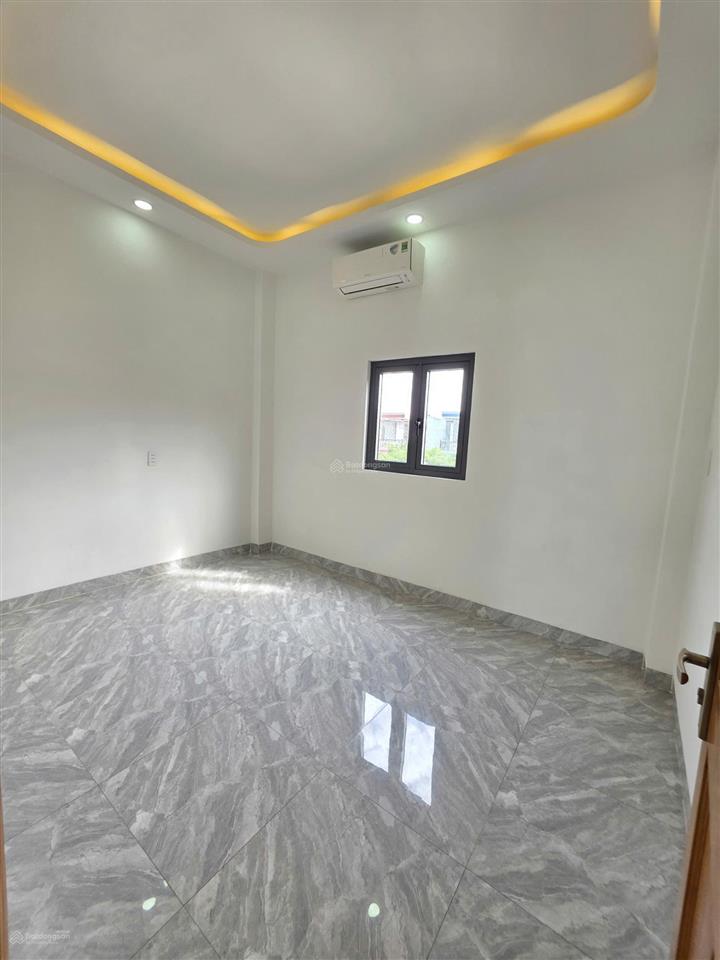 Bán nhà mới 1t 2l 4x17m, đường d1 kdc lê phong bình chuẩn 1 p. bình chuẩn, full nội thất