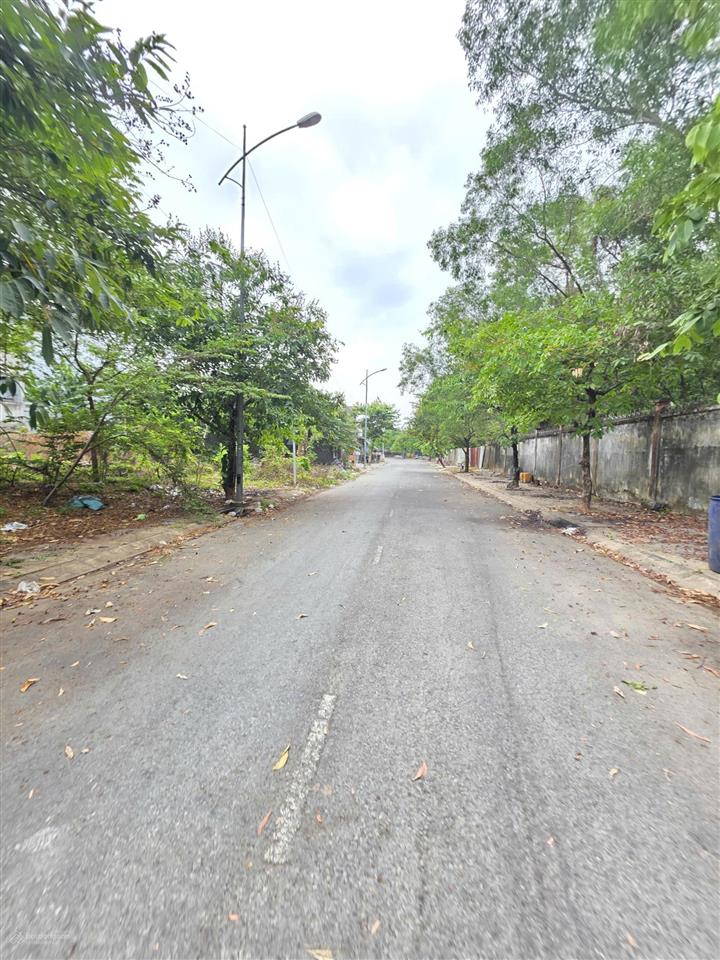 Bán đất 7.5x20m, đường d2 kdc hố lang p. tân đông hiệp