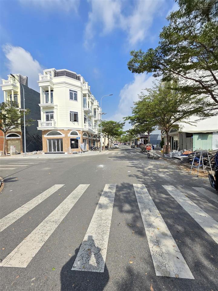 Bán đất kế công viên 5x15m, đường d2 kdc icon central p.tân đông hiệp