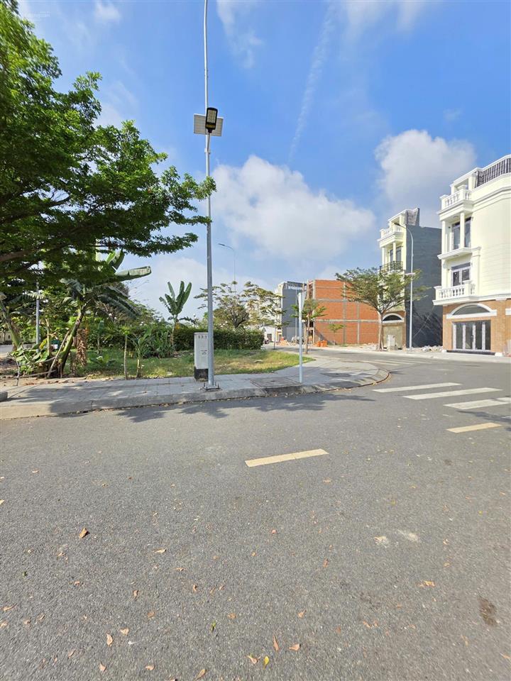 Bán đất kế công viên 5x15m, đường d2 kdc icon central p.tân đông hiệp