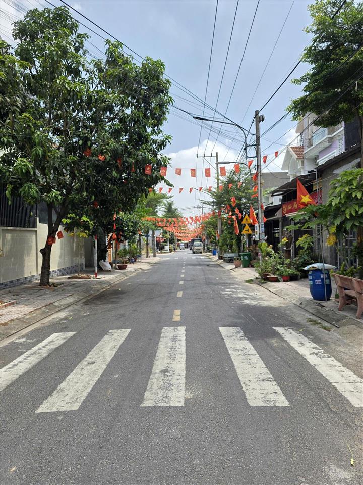 Bán nhà 1t1l 6x17.5m, đường n7 kdc đất mới p.tân bình, tặng nội thất