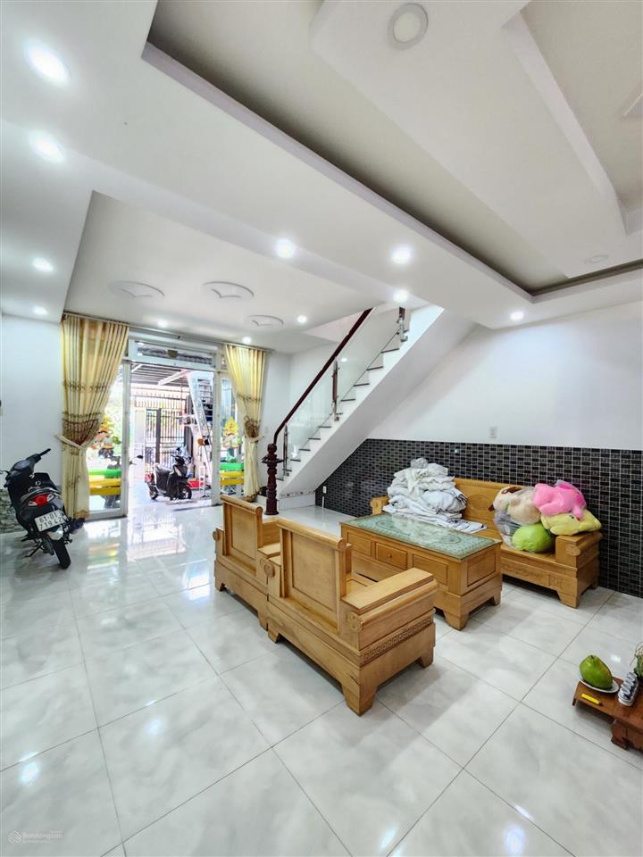 Bán nhà 1t1l 5x18m, mặt tiền đỗ tấn phong p.tân đông hiệp