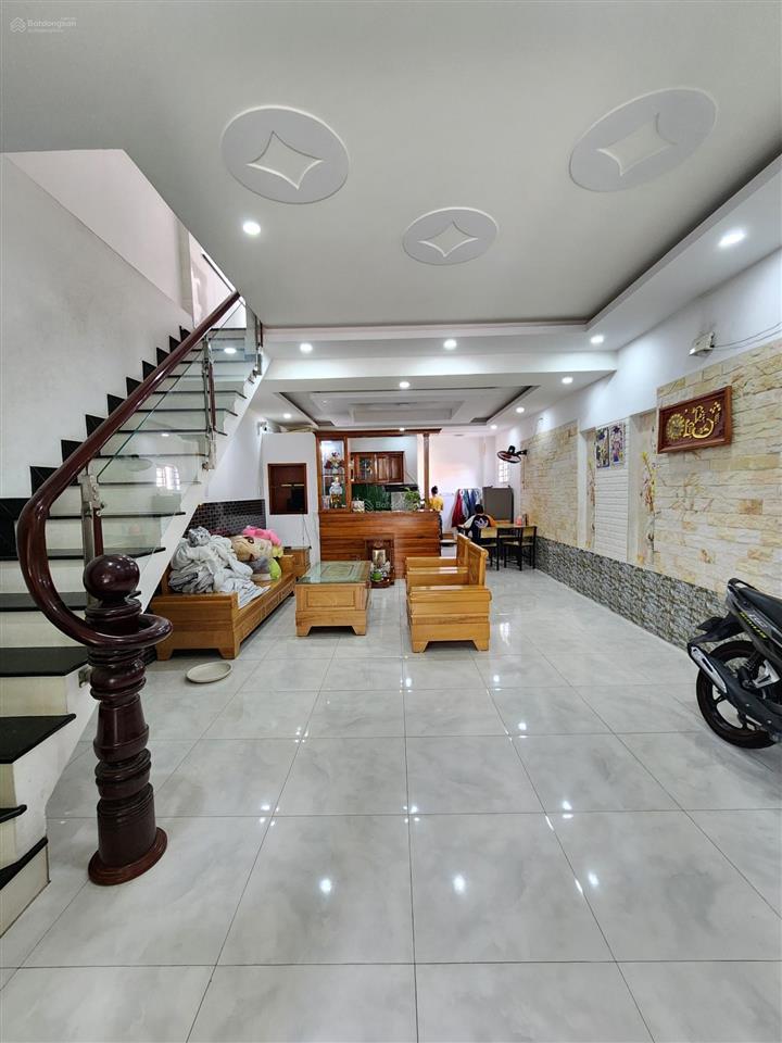 Bán nhà 1t1l 5x18m, mặt tiền đỗ tấn phong p.tân đông hiệp