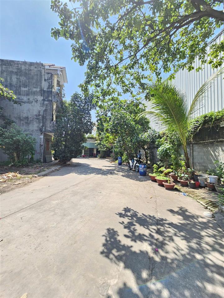 Bán lô góc (rẻ) 6.5x13m, đường n4 kdc sóng thần b p.dĩ an gần vincom 550