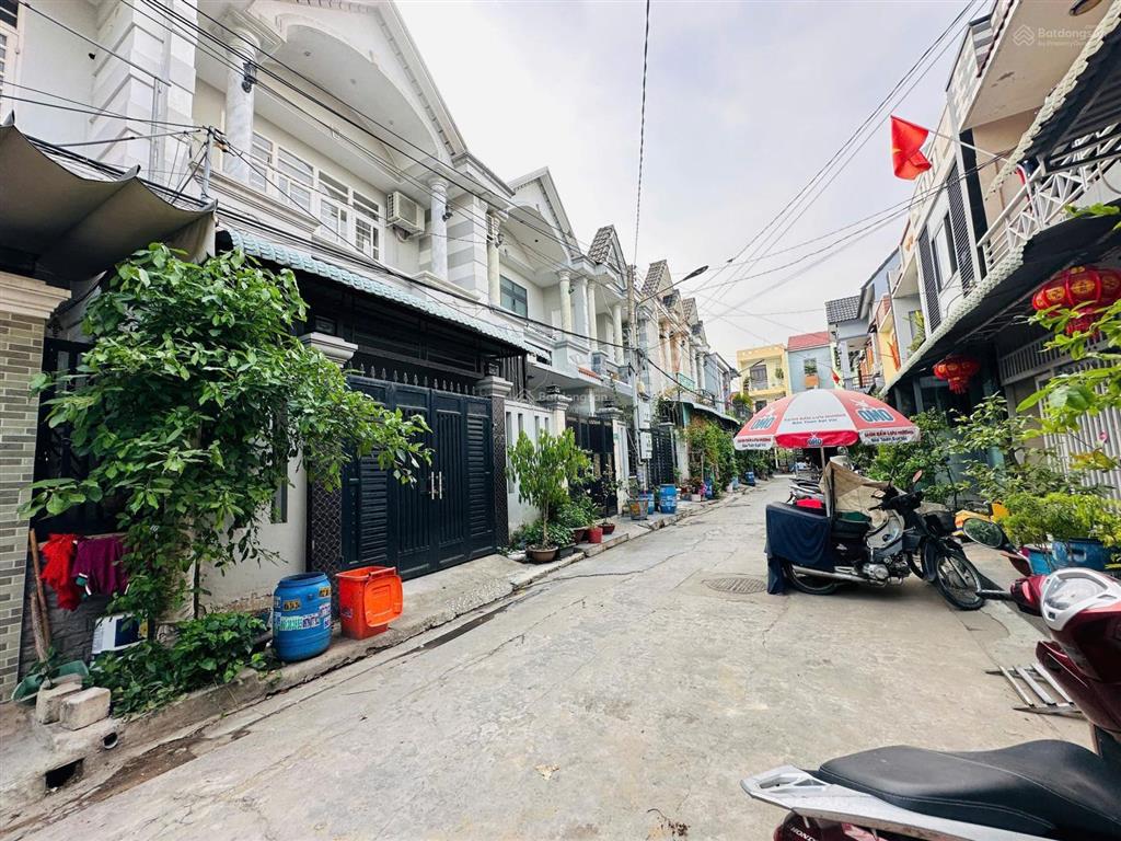 Bán nhà 1t1l 5x12m, kdc đông tác p. tân đông hiệp, đang thuê 5tr/th
