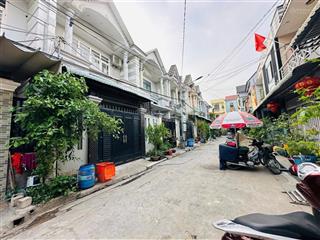 Bán nhà 1t1l 5x12m, kdc đông tác p. tân đông hiệp, đang thuê 5tr/th