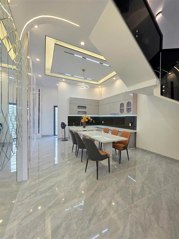 Bán nhà mới 1t2l 4.5x16m, đường n4 kdc tuấn điền phát 1 p tân hiệp, full nội thất
