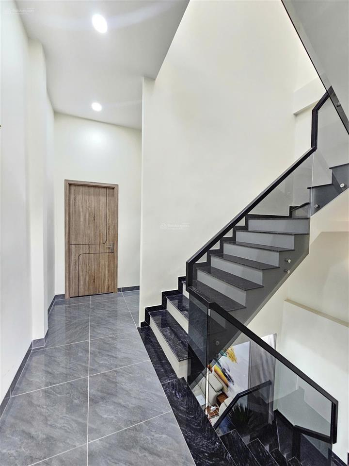 Bán nhà mới1t2l 4.5x16m, đường n4 kdc tuấn điền phát 1 p tân hiệp kế đất chợ, full nội thất