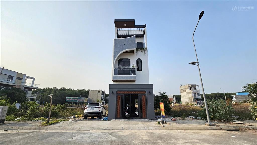 Bán nhà mới1t2l 4.5x16m, đường n4 kdc tuấn điền phát 1 p tân hiệp kế đất chợ, full nội thất