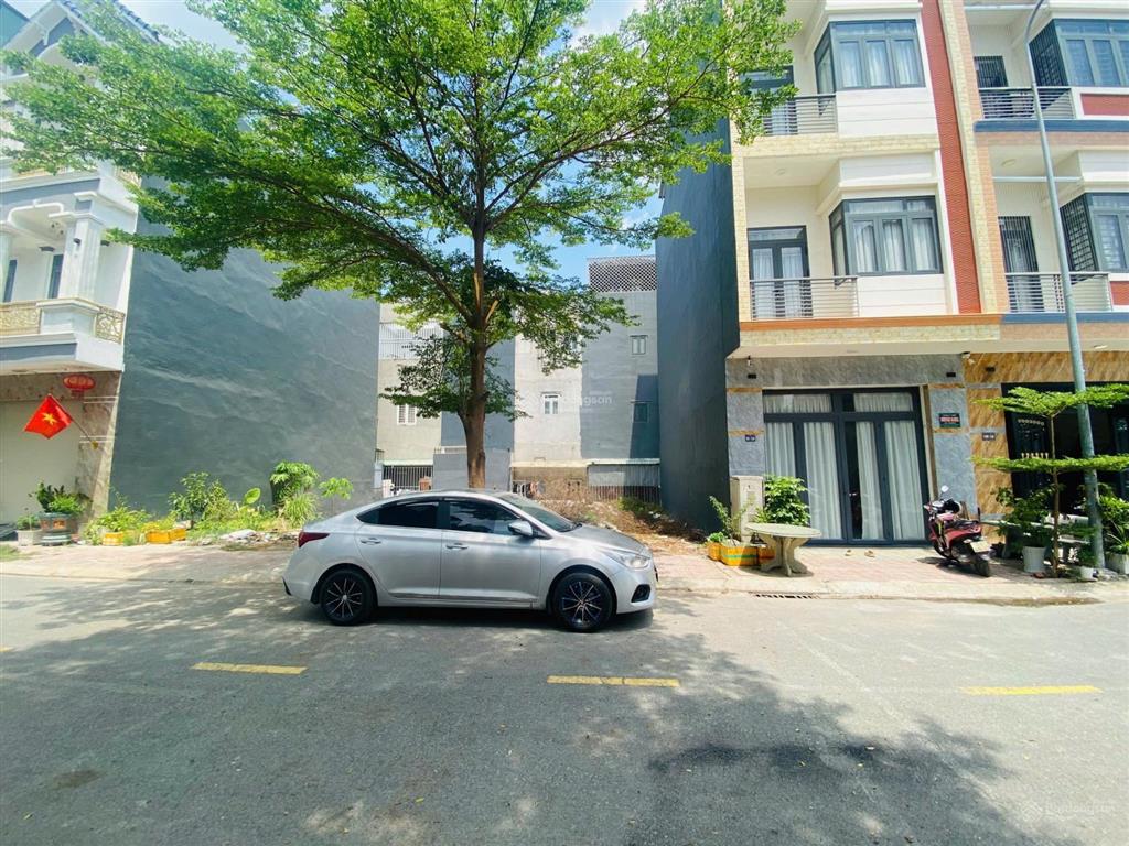 Bán đất 4.7x13m, đường d6 kdc phú hồng khang p.bình chuẩn gần chợ phú phong
