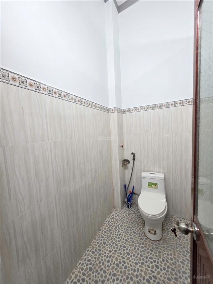 Bán nhà 1t1l 5.5x16.5m, mặt tiền thuận giao 9a gần trường cấp 1