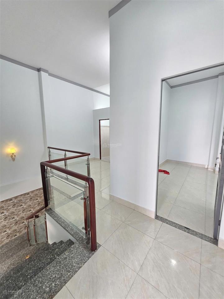 Bán nhà 1t1l 5.5x16.5m, mặt tiền thuận giao 9a gần trường cấp 1