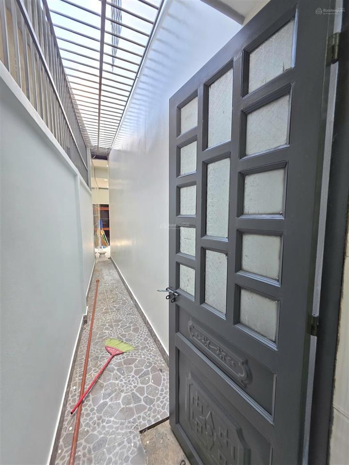 Bán nhà 1t1l 5.5x16.5m, mặt tiền thuận giao 9a gần trường cấp 1