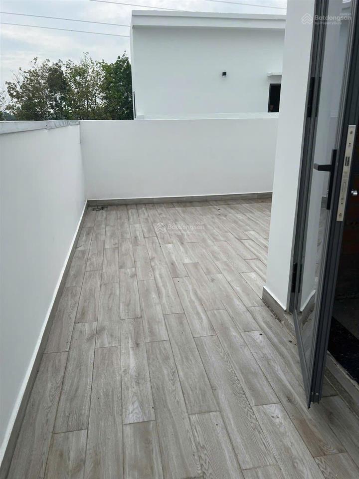 Bán nhà mới 1t 1l + tum 4x15.5m, đường d1 kdc ngọc lễ (hoàn công)