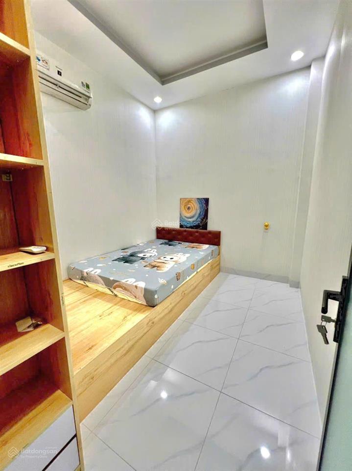 Bán nhà mới 1t2l kế công viên 5x12m, đường n2 kdc u&i full nội thất (giá rẻ, hoàn công)