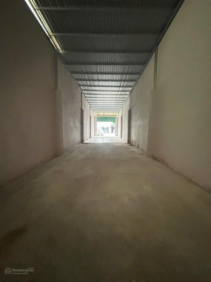 Bán kho xưởng 5x30m, đường na9 kdc việt sing (giá cạnh tranh)