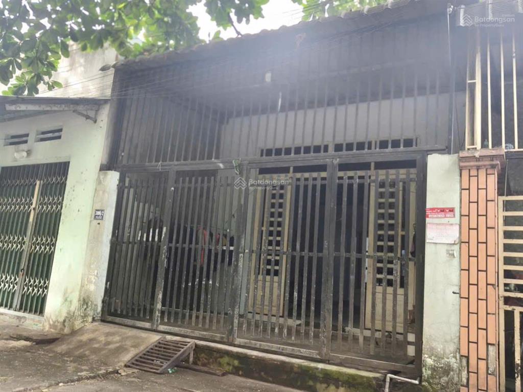 Bán nhà cấp 4 (5x16.5m), hẻm liên huyện, đang thuê 4tr/th (giá rẻ)