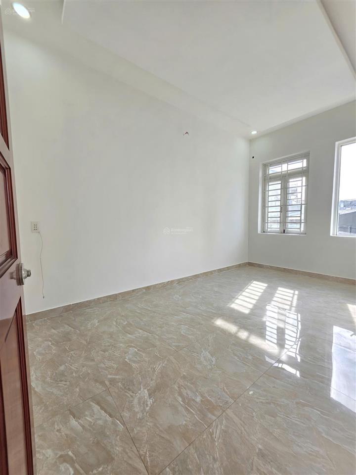 Bán nhà 1t 1l 89.7m2, hẻm huỳnh tấn phát gần trường cấp 1,2 đông hòa (quá rẻ)
