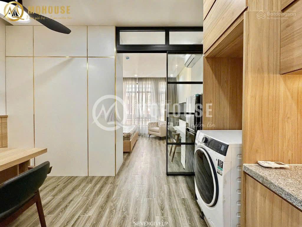 Căn hộ bình thạnh 1 phòng ngủ có ban công và thang máy ngay nguyễn cửu vân giáp quận 1