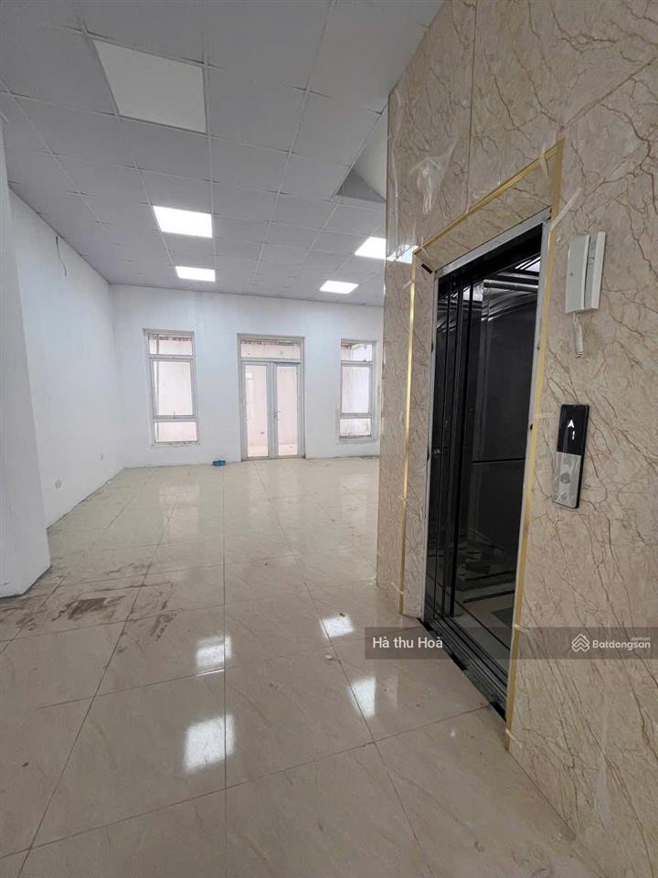 40 triệu căn louis đại mỗ mặt đường lê quang đạo hoàn thiện đẹp có thang máy  0977 180 ***