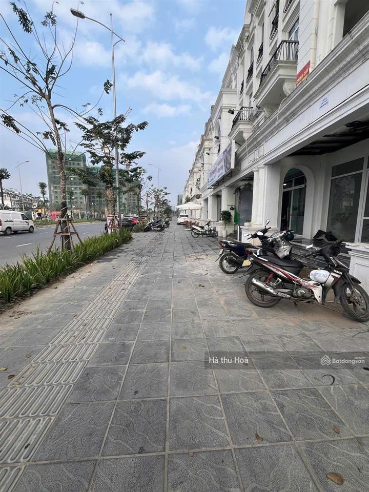 40 triệu căn louis đại mỗ mặt đường lê quang đạo hoàn thiện đẹp có thang máy  0977 180 ***