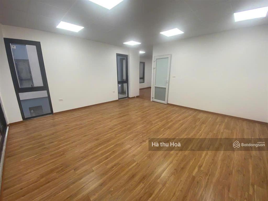 Chính chủ cần cho thuê gấp căn biệt thự 180m² với giá 30 triệu/th, xem nhà miễn phí