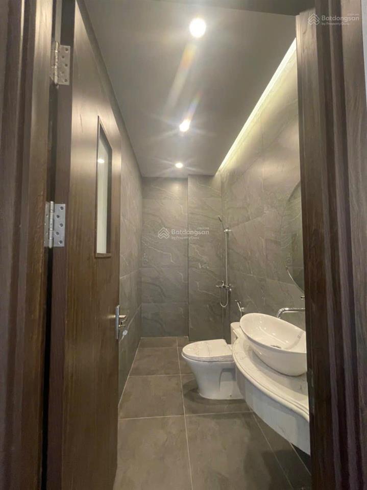 Cần cho thuê gấp căn louis đại mỗ nhà hoàn thiện đẹp 5 tầng có thang máy 36 tr