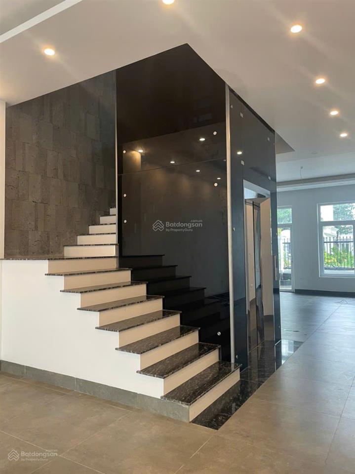 Cần cho thuê gấp căn louis đại mỗ nhà hoàn thiện đẹp 5 tầng có thang máy 36 tr