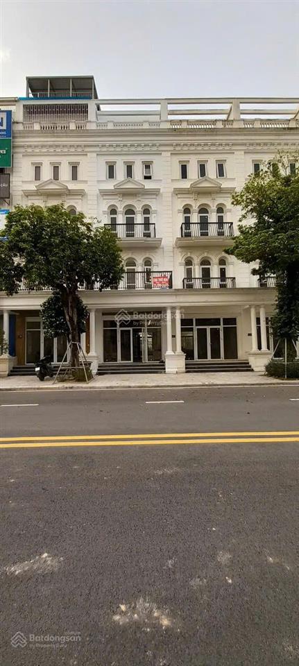 Cần cho thuê gấp căn louis đại mỗ nhà hoàn thiện đẹp 5 tầng có thang máy 36 tr
