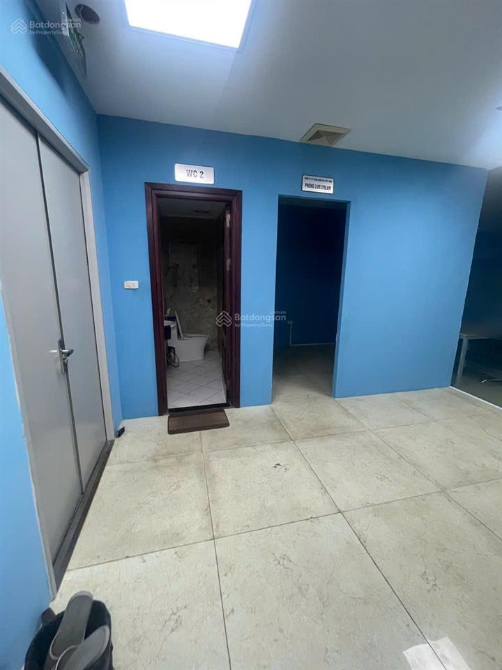 Cần cho thuê gấp căn shophouse 2 căn đập thông full nội thất đầy đủ pccc 200m2